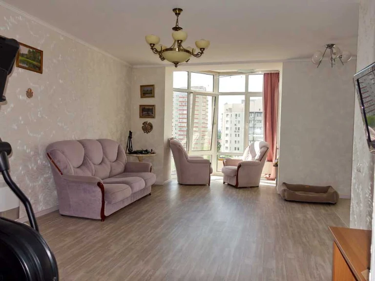 Apartment. Kyiv, Yuliya Zdanovskaya Street
