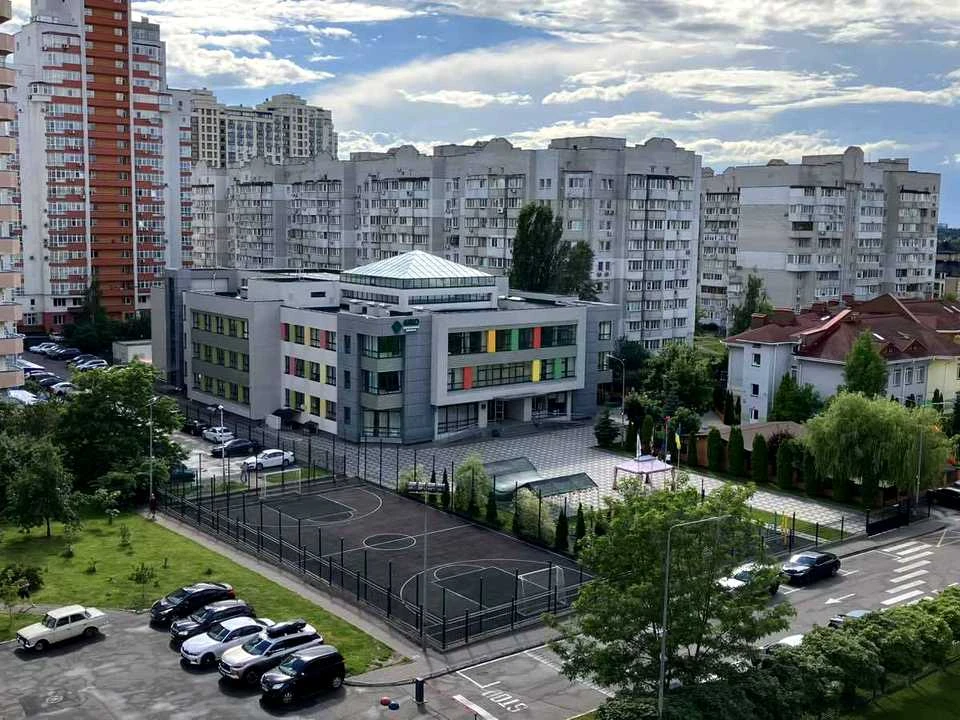 Квартира. Київ, Юлії Здановської вул.