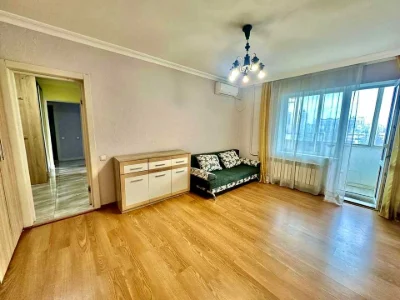 Apartment. Kyiv, Heroes of Dnipro Street.
