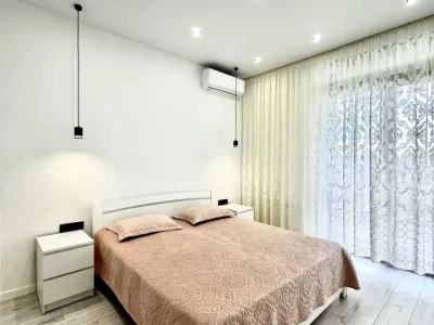 Apartment. Kyiv, Beryстейський Prospect.