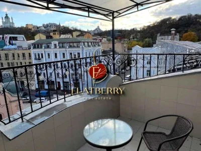 Квартира. Київ, Костянтинівська вул.