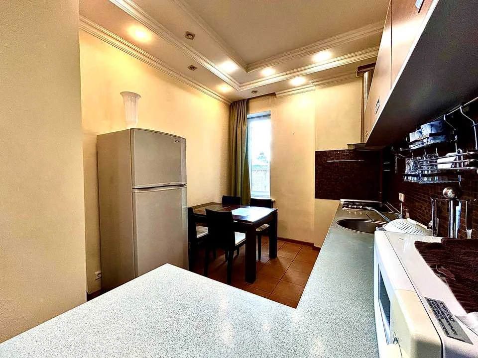 Квартира. Київ, Хрещатик вул.