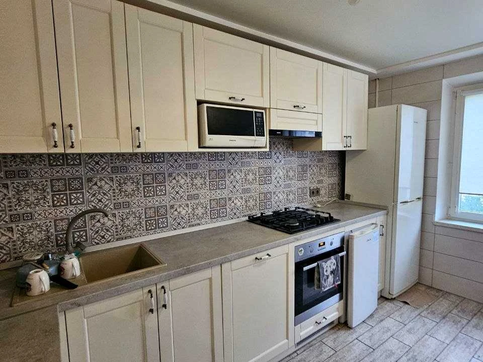 Apartment. Lviv, Stryjska St.