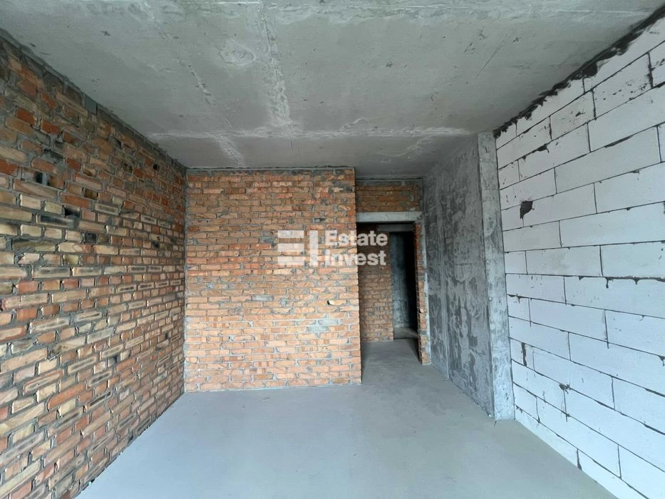 For sale 2-room apartment 63 sq. m. in the Metropolis residential complex