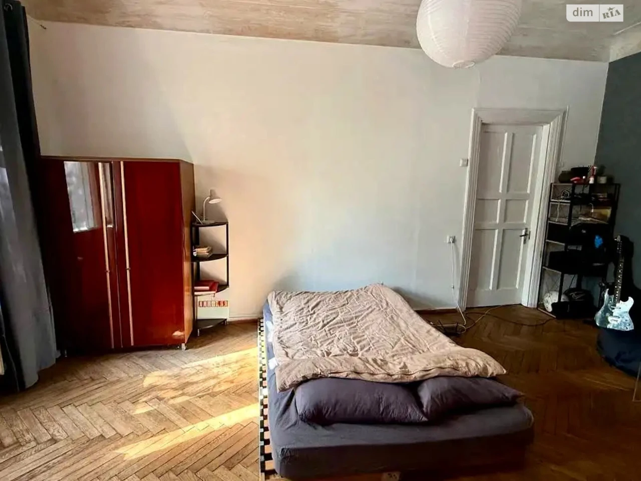 Apartment for Sale, Kudryavets