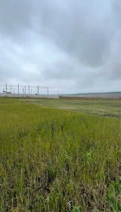 Фасадна земельна ділянка. Чудова локація на Проспекті миру.