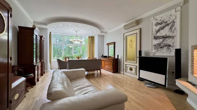 Apartment for sale 4 rooms Kyiv, Pechersk, Mykhailo Hrushovskyi in