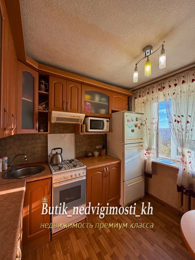 Продам 2К Научная, Сосновая Горка Клочковская 186Б жилое сос