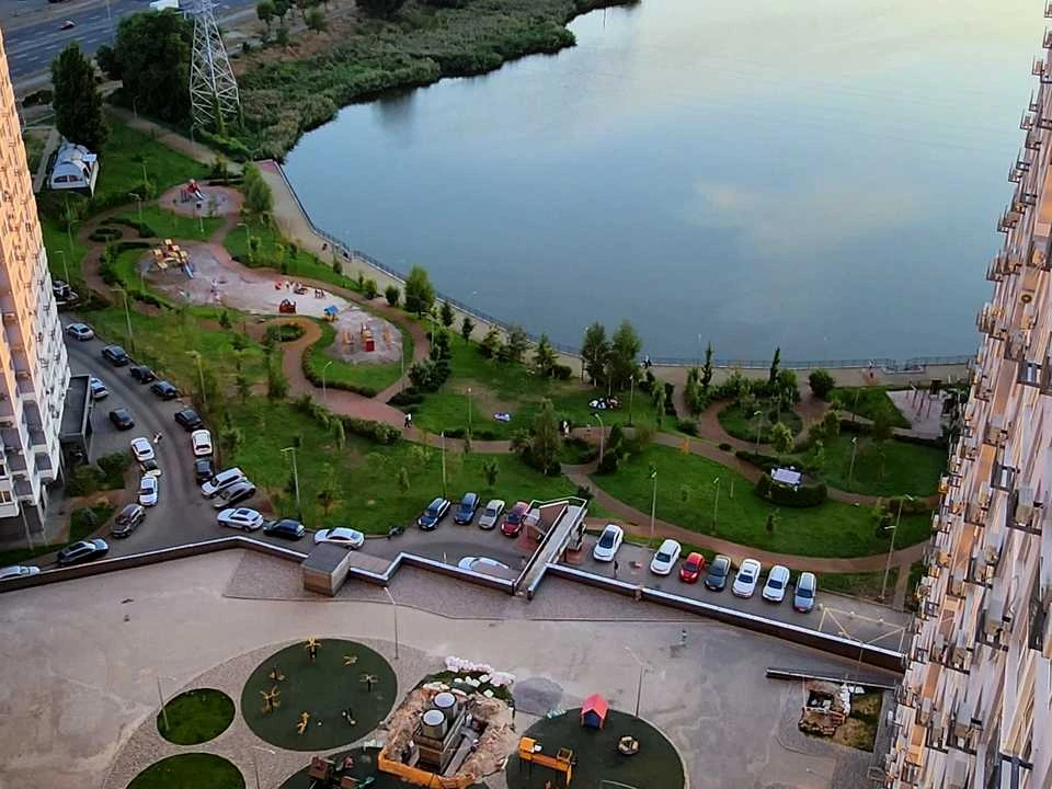 Квартира. Київ, Ревуцького вул.