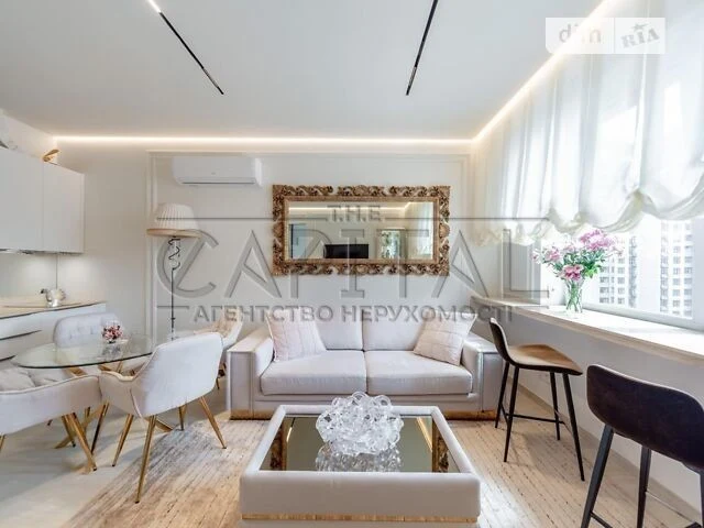 Sale of 1-room apartment 55 sq. m. on Andriy Verkhoglyada St. 14A •