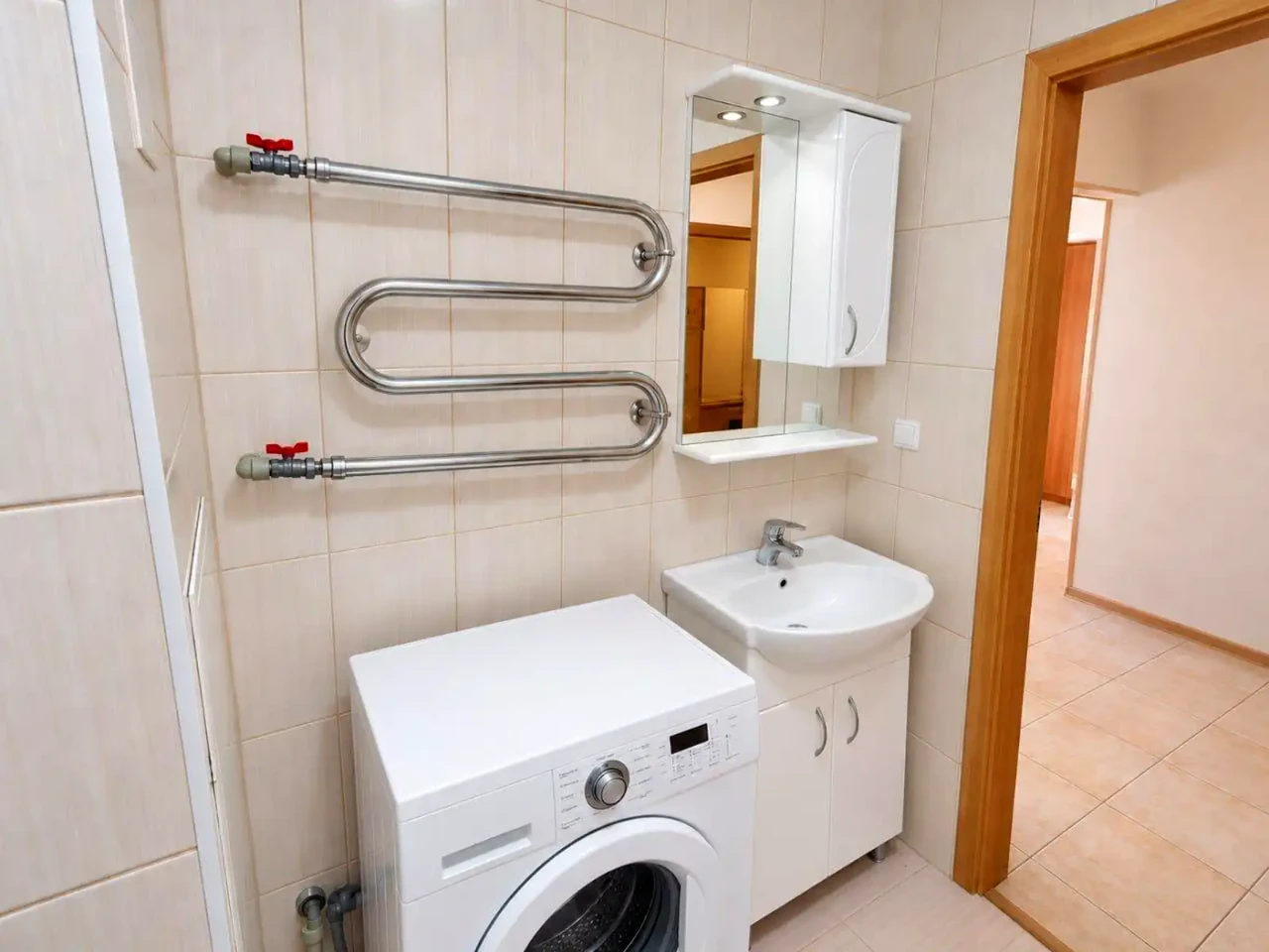 Продаж квартири 1-кімн. 43 м² 19/23 пов.