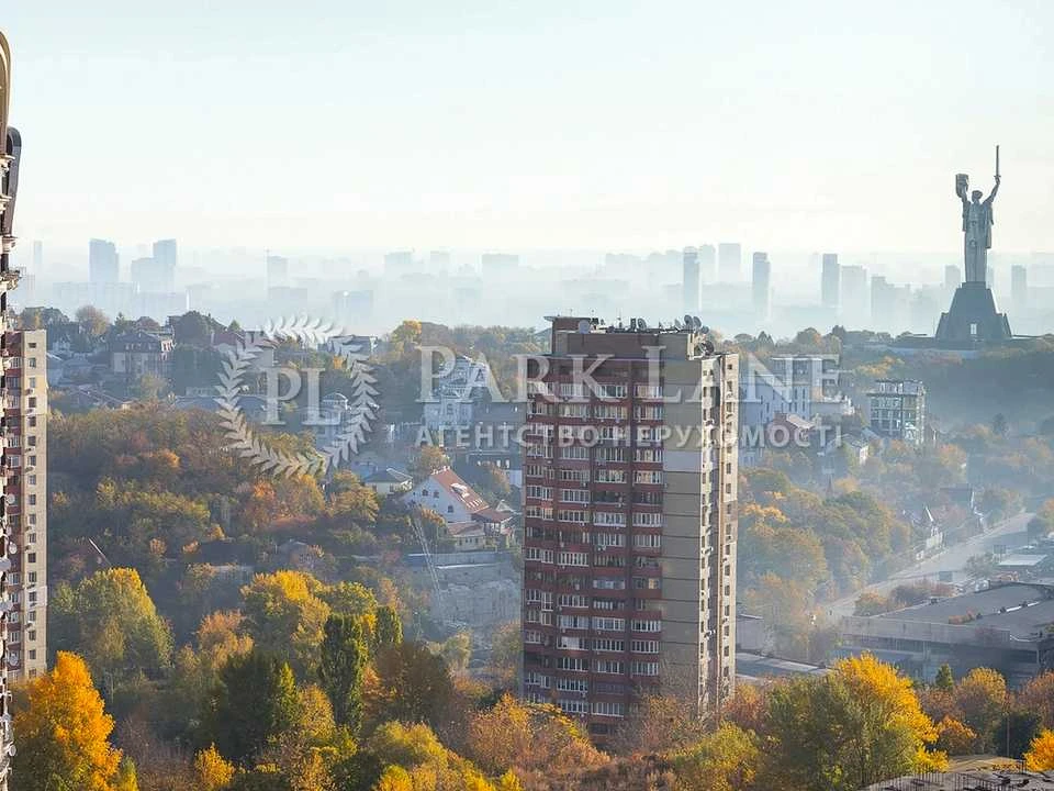 Квартира. Київ, Євгена Сверстюка вул.