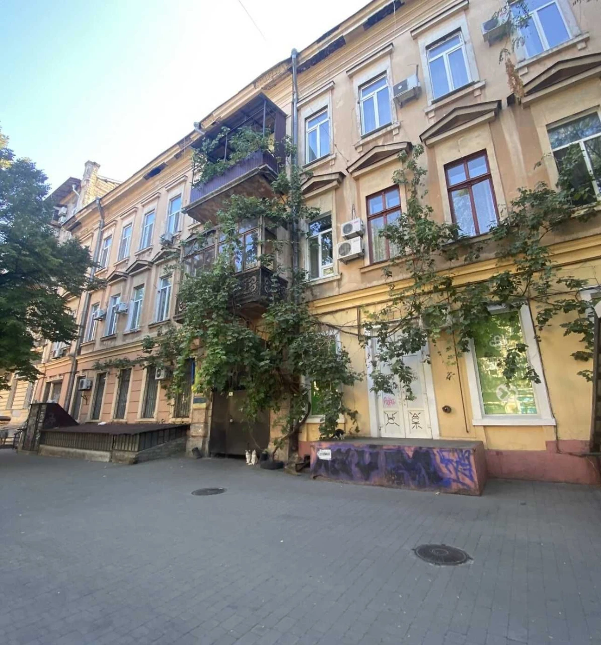 В продаже смарт квартира в центре города, ул. Нежинская