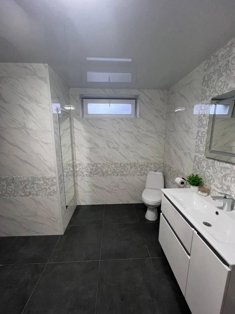 For sale house on Kosmos