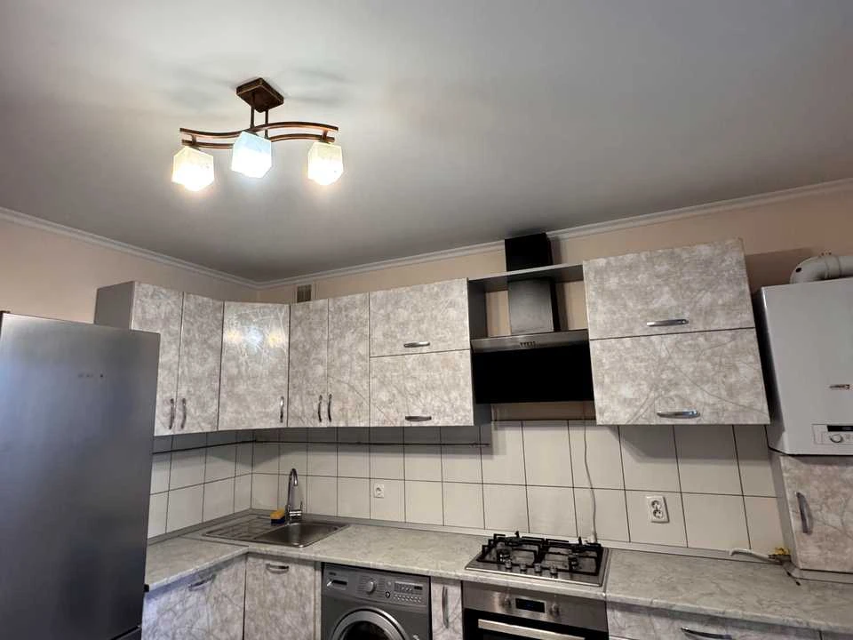 Apartment. Vinnytsia, Zodчих St.