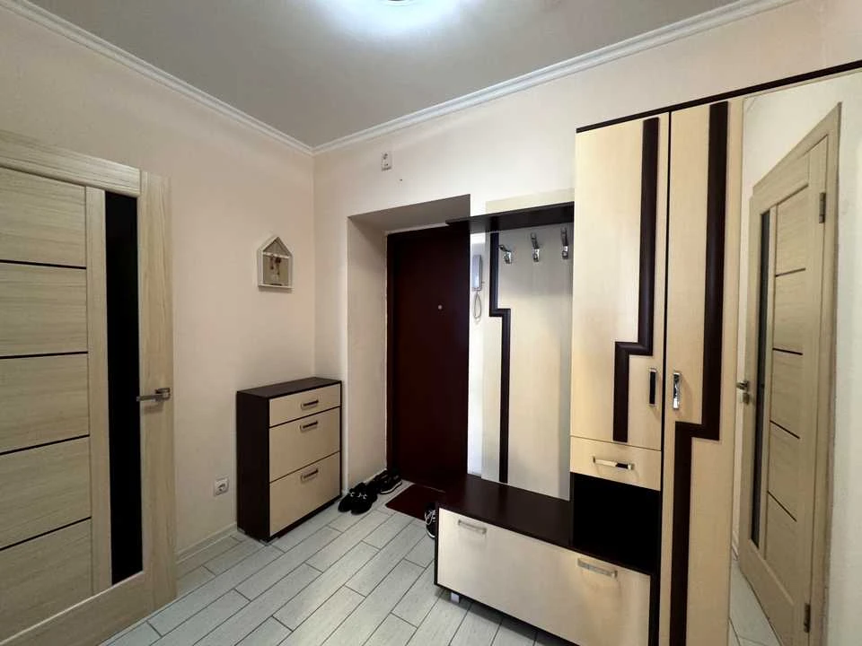 Apartment. Vinnytsia, Zodчих St.