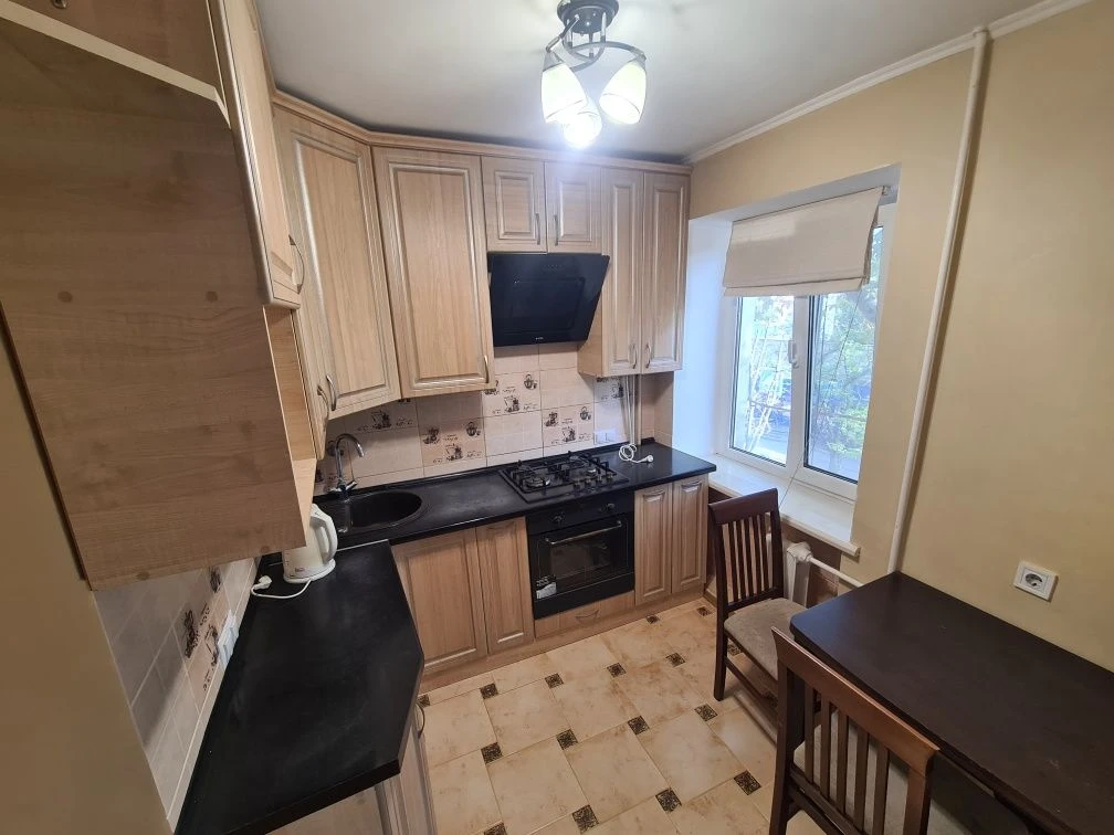 Продам отличную 2х комнатную квартиру в Ингульском районе. Ю