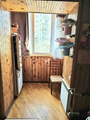 Продам 1-кімнатну квартиру з ремонтом та меблями — 45 м2 просп. Ю