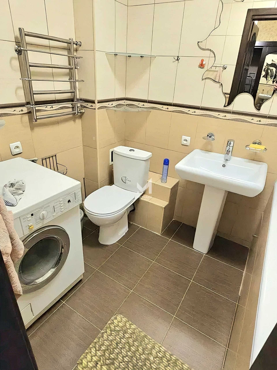 Продам 1-кімнатну квартиру з ремонтом та меблями — 45 м2 просп. Ю