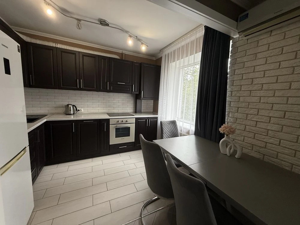 For sale 3-room apartment in Kovalyvka