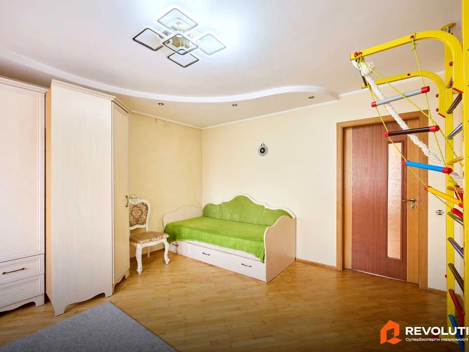 Apartment. Kyiv, Antonovycha St.
