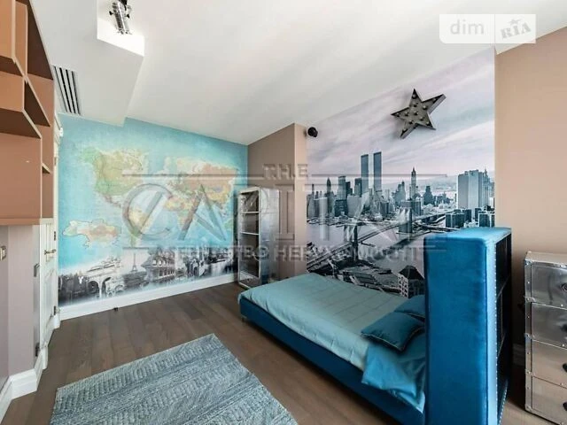 Sale of 6-room apartment 300 sq. m. on Andriy Verkhoglyada St. 12 •