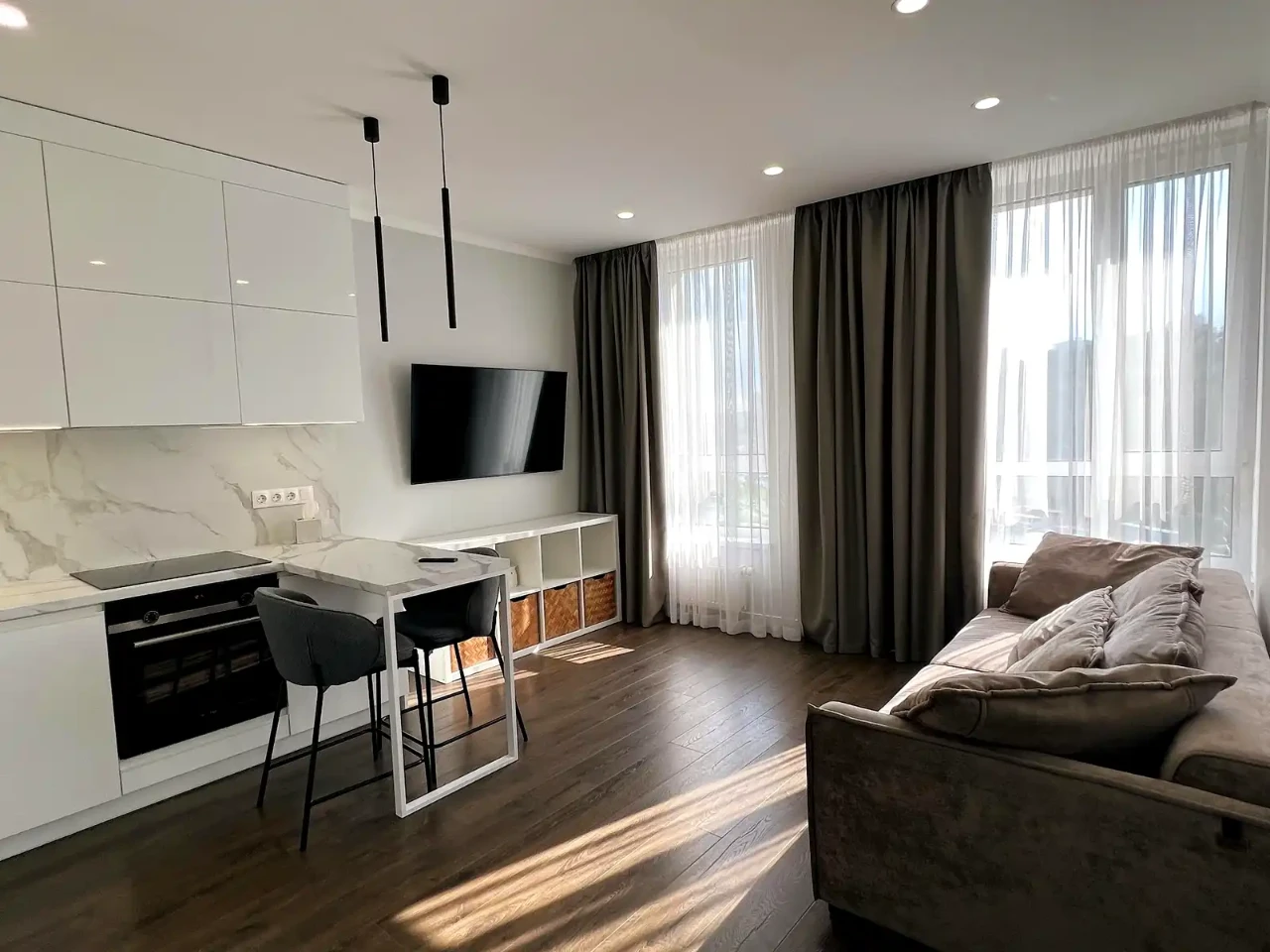 Rent 2-room apartment 47 sq.m. 8/25 floor