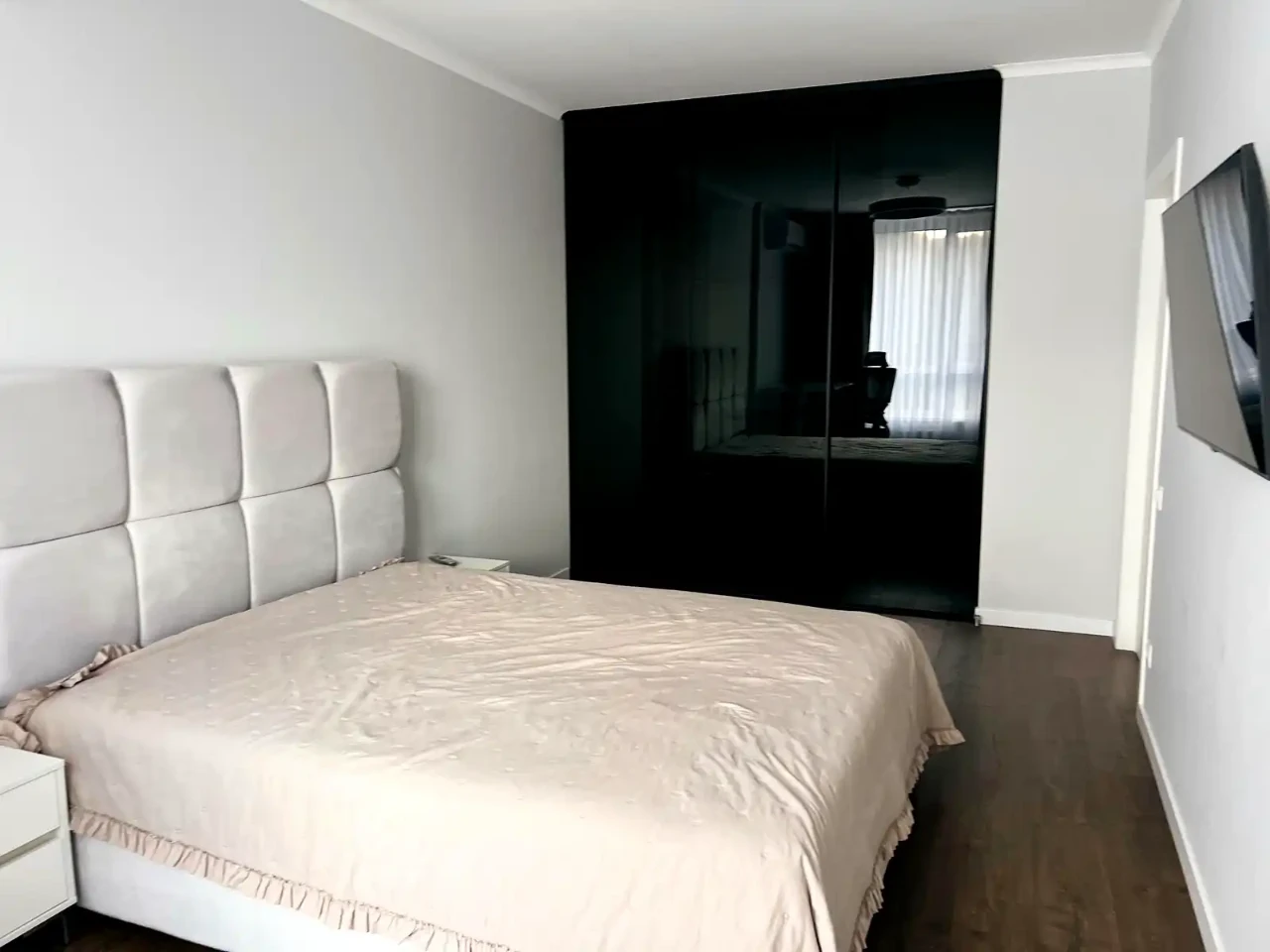 Rent 2-room apartment 47 sq.m. 8/25 floor