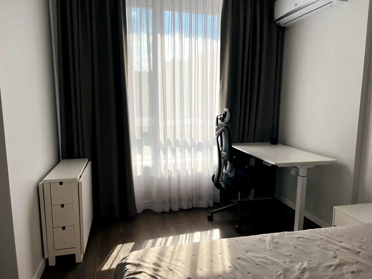 Rent 2-room apartment 47 sq.m. 8/25 floor