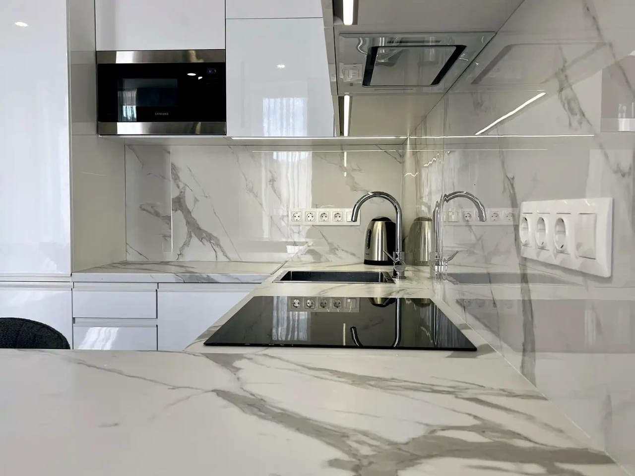 Rent 2-room apartment 47 sq.m. 8/25 floor