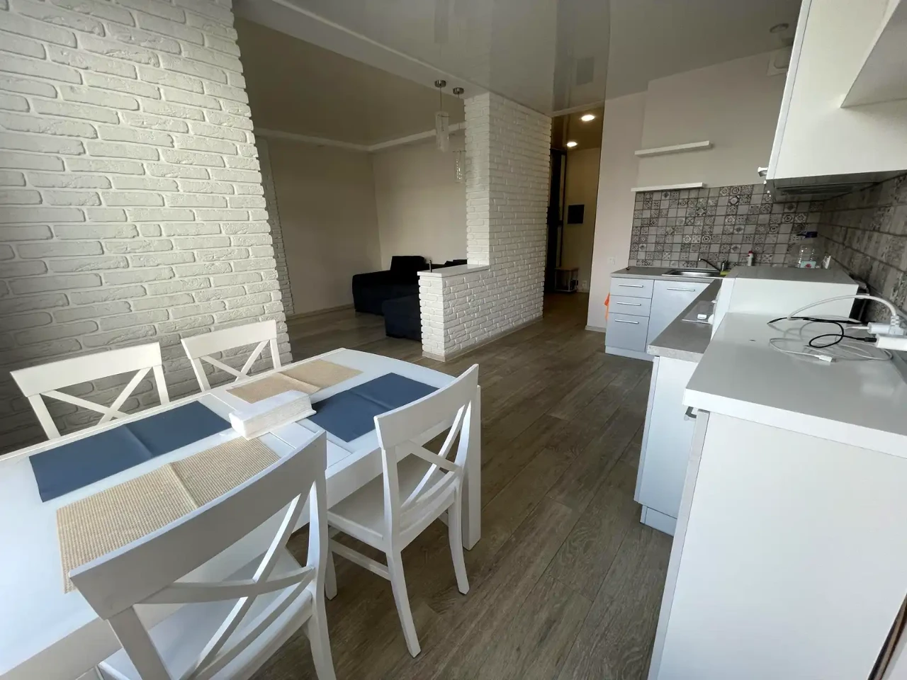 Оренда квартири 1-кімн. 39 м² 25/25 пов.