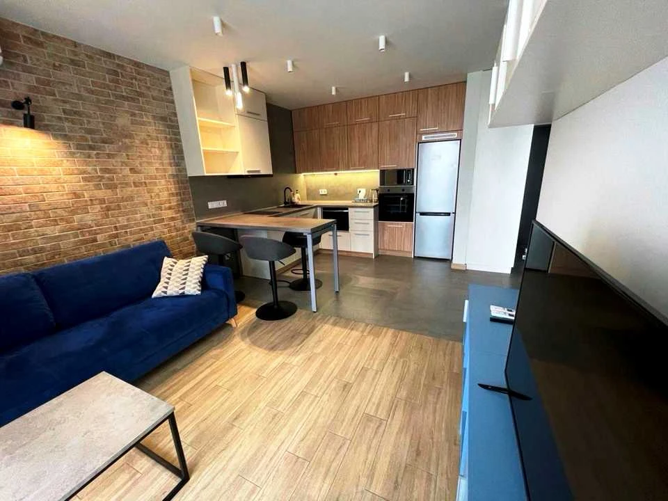 Apartment. Kyiv, Predslavynska St.