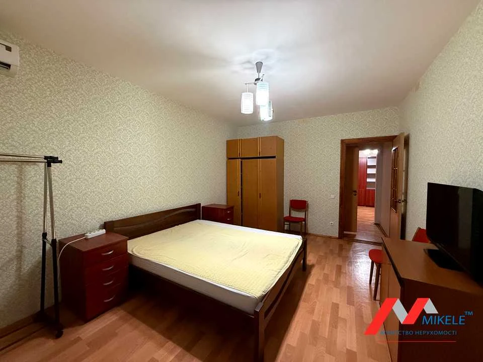 Apartment. Kyiv, Petro Hrygorenka Prospect