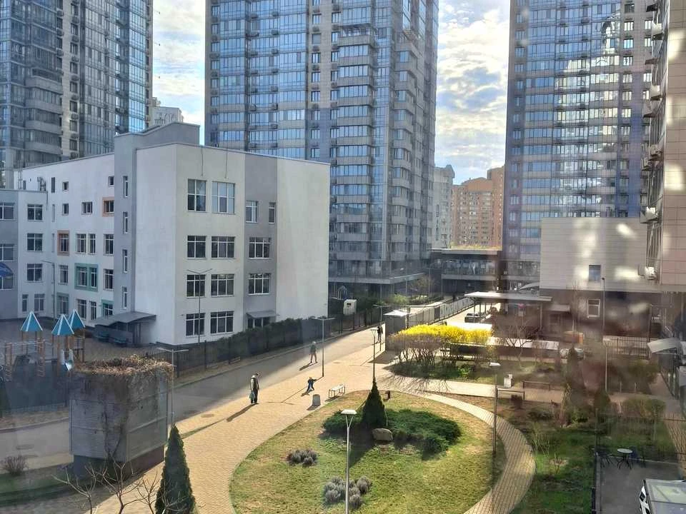 Apartment. Kyiv, Truskavetska St.