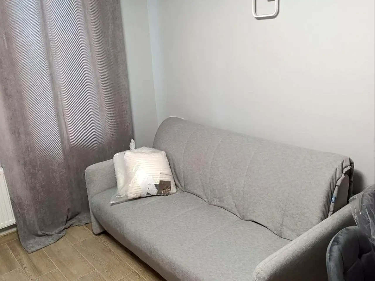 Оренда квартири 1-кімн. 27 м² 8/9 пов.
