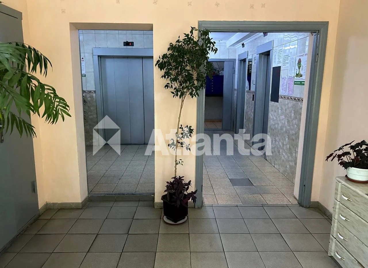 Продається 1-кімнатна квартира 43 м² | Позняки | ул. Олени Пчи