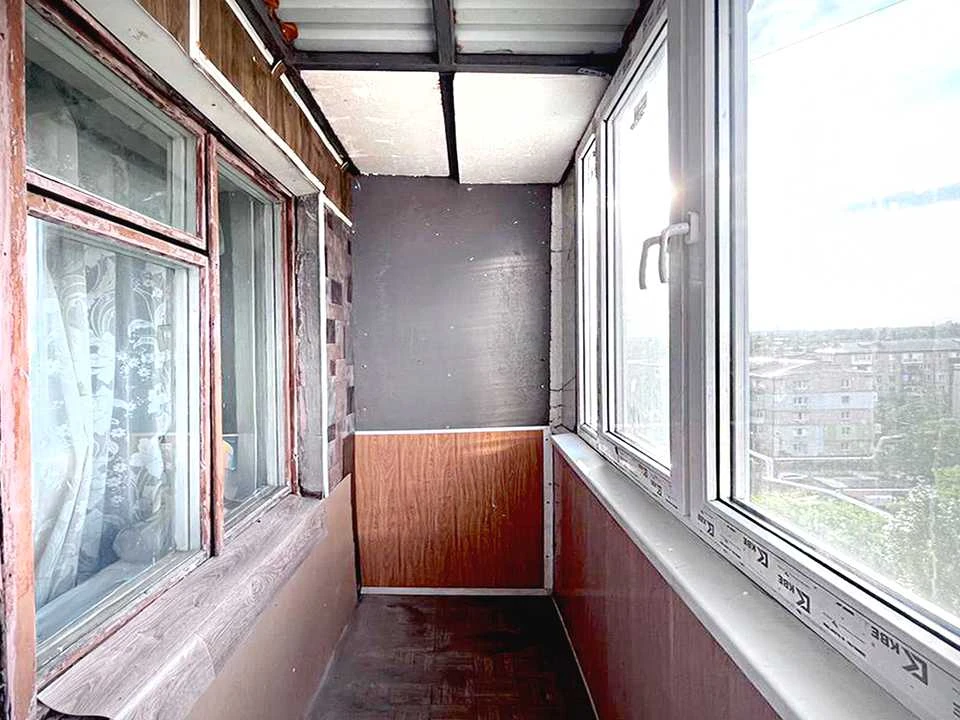 Apartment. Дніpro, Zymovykh Pokhodiv St.