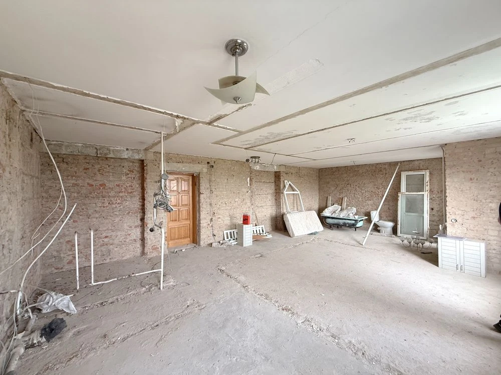Spacious 2-room apartment. Soborna 416, 50 sq.m. ready design