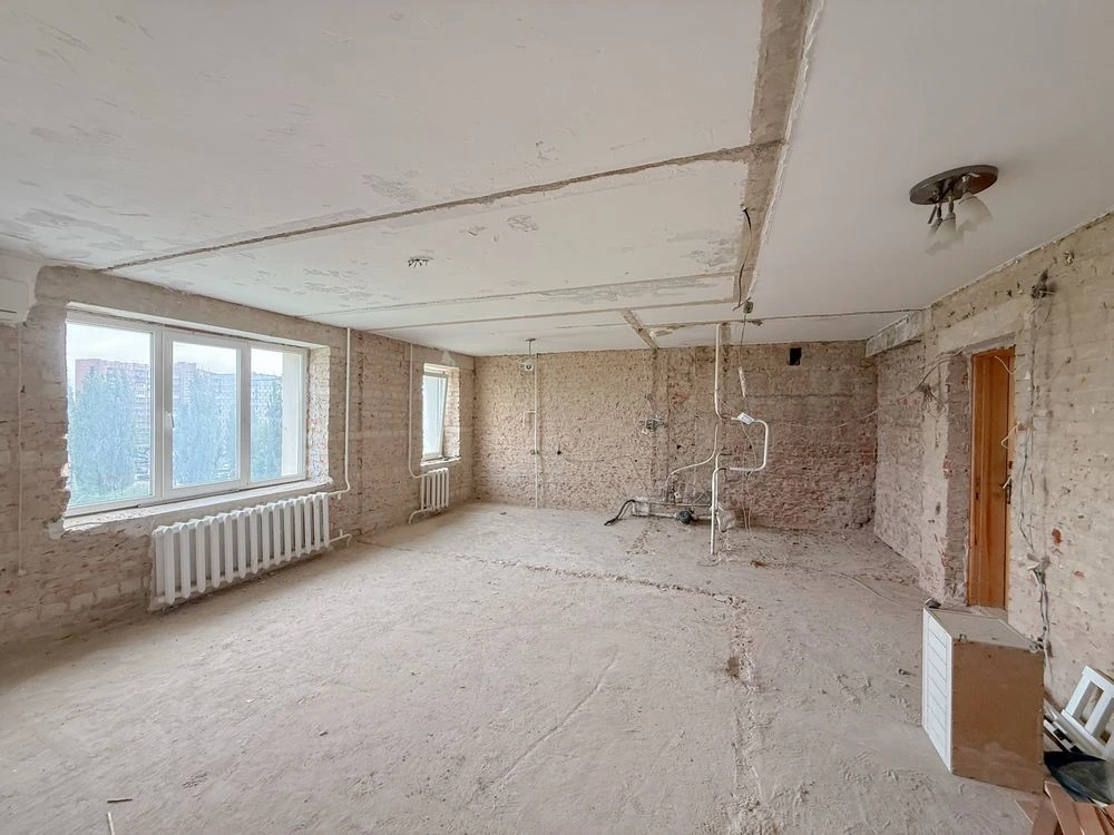 Spacious 2-room apartment. Soborna 416, 50 sq.m. ready design