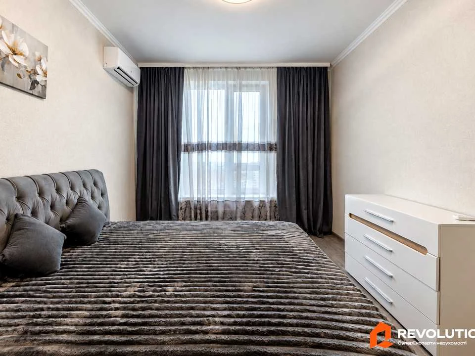 Apartment. Kyiv, Osokorska St.