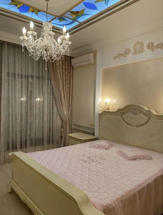 Продам шикарнейшую 2 ком.кв. на берегу моря в Аркадии с супом.