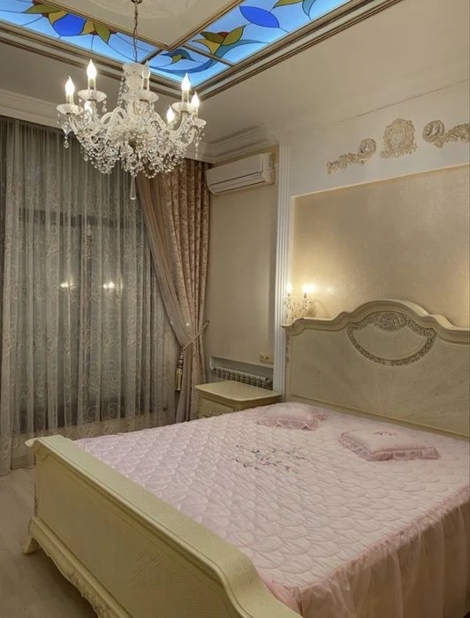 Продам шикарнейшую 2 ком.кв. на берегу моря в Аркадии с супом.