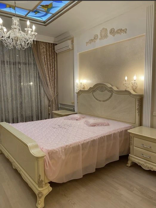 Продам шикарнейшую 2 ком.кв. на берегу моря в Аркадии с супом.