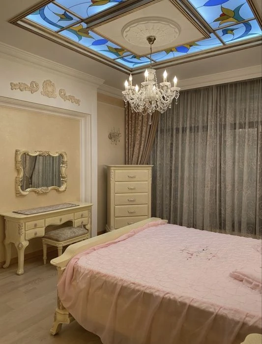 Продам шикарнейшую 2 ком.кв. на берегу моря в Аркадии с супом.