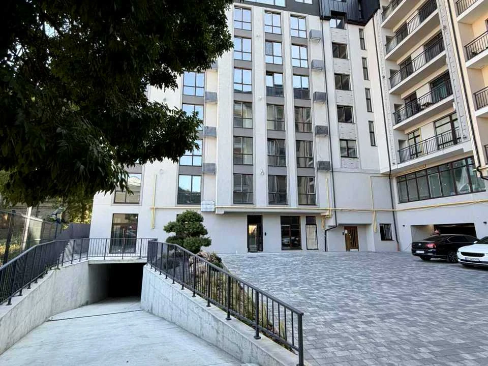 Apartment. Lviv, Pekarskaya St.