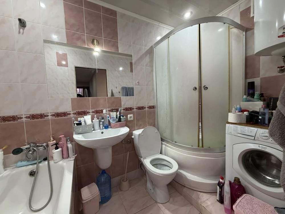 Продажа 2 км квартиры проспект Красной Калины