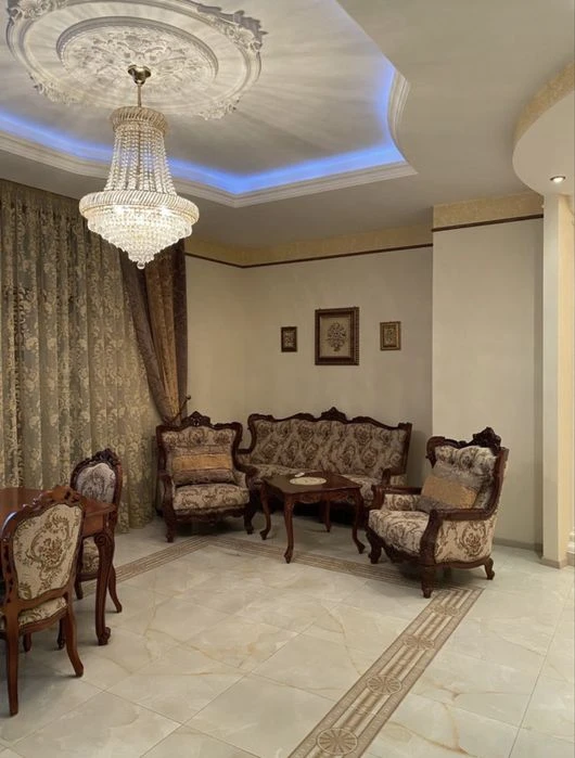 Продам шикарнейшую 2 ком.кв. на берегу моря в Аркадии с супом.