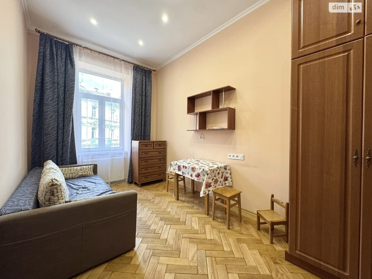 Продаж Квартира Центр