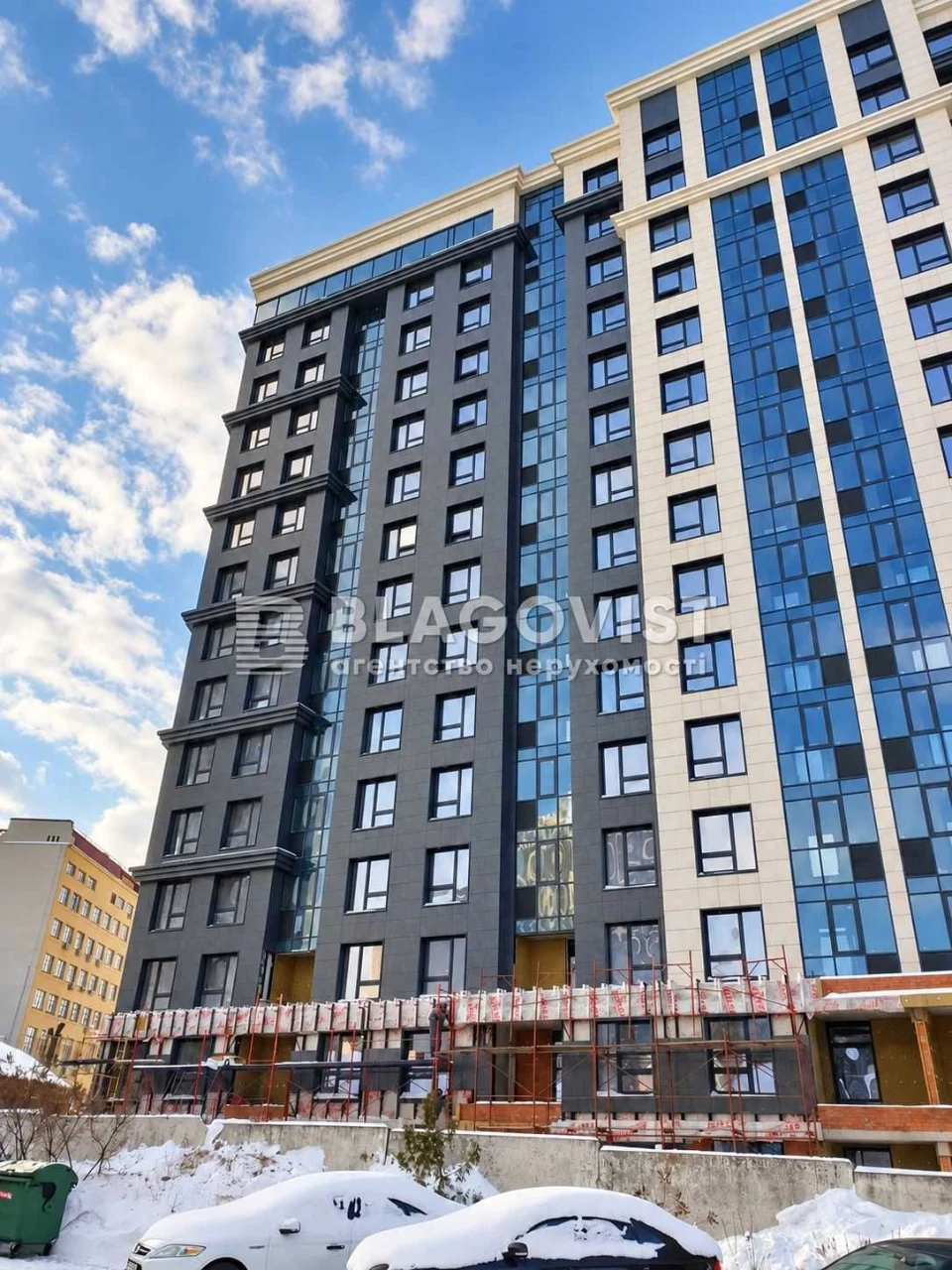 Продажа квартиры с видом, 1 комната, ЖК «Львовская площадь», ул. К