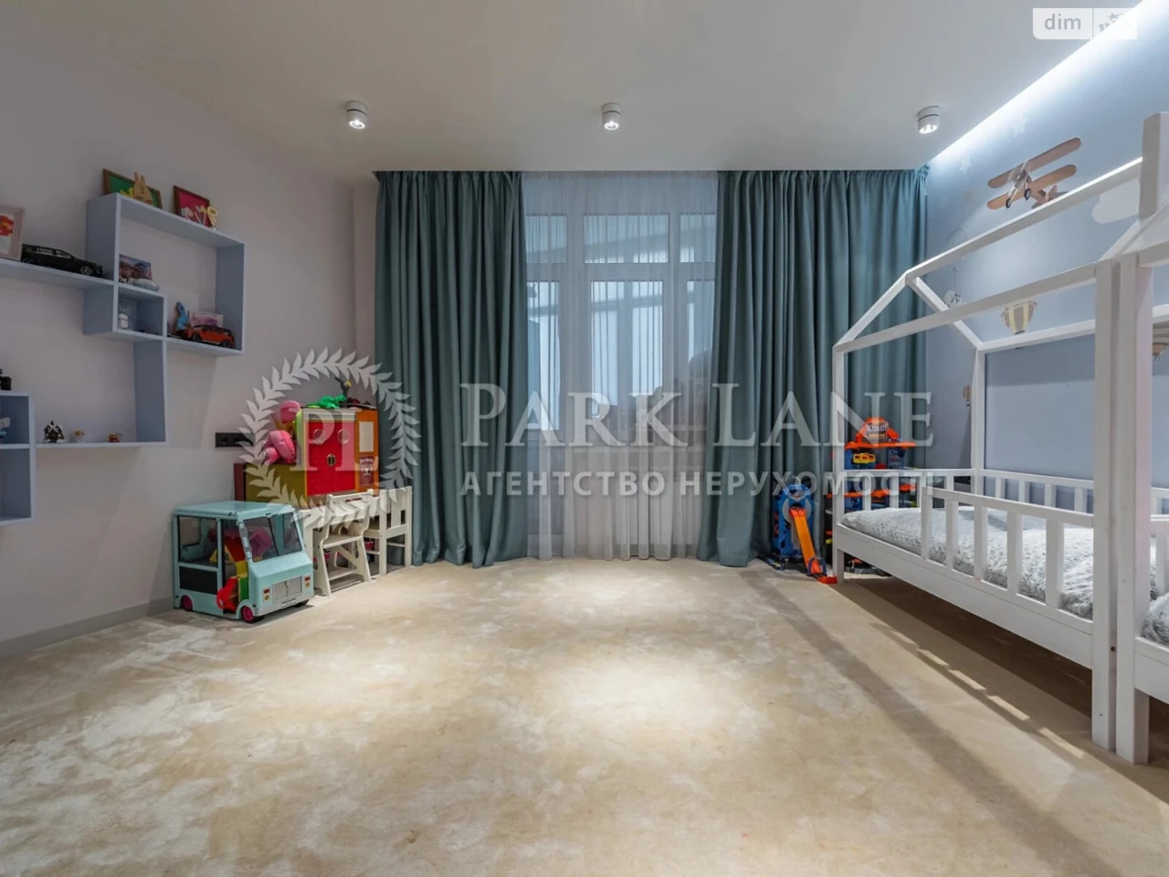 Apartment for Sale in Solomyanka